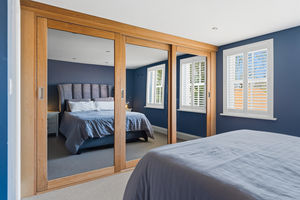 Photo 32- click for photo gallery